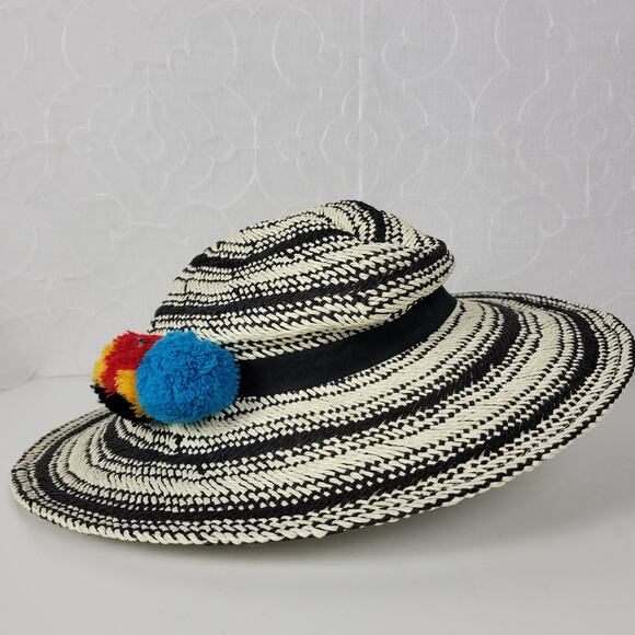 Hinge Two Tone Panama Hat Black White Wide Brim Woven Straw Pom Pom Summer NWOT - Picture 1 of 16